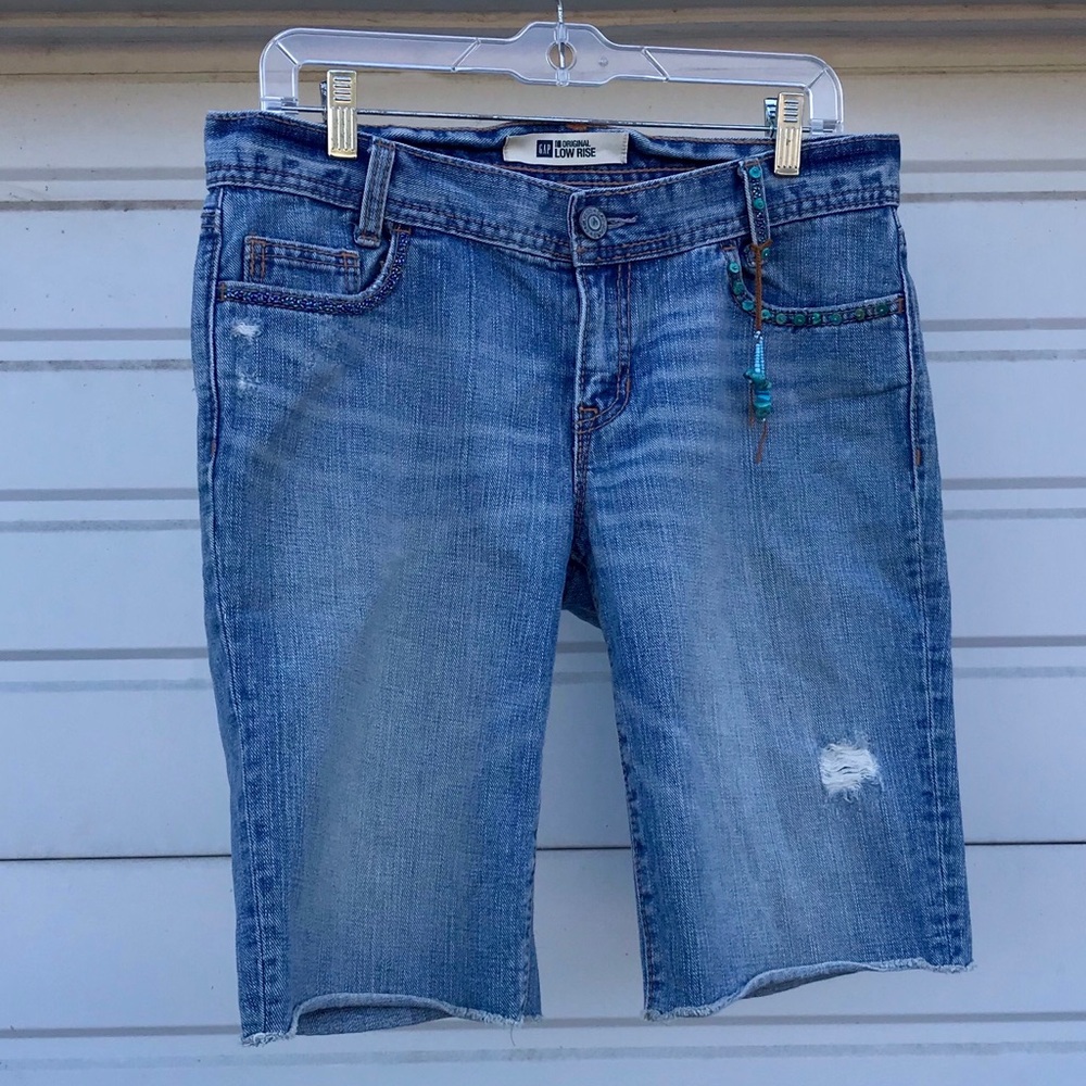 Gap Women’s Low Rise Jean Shorts